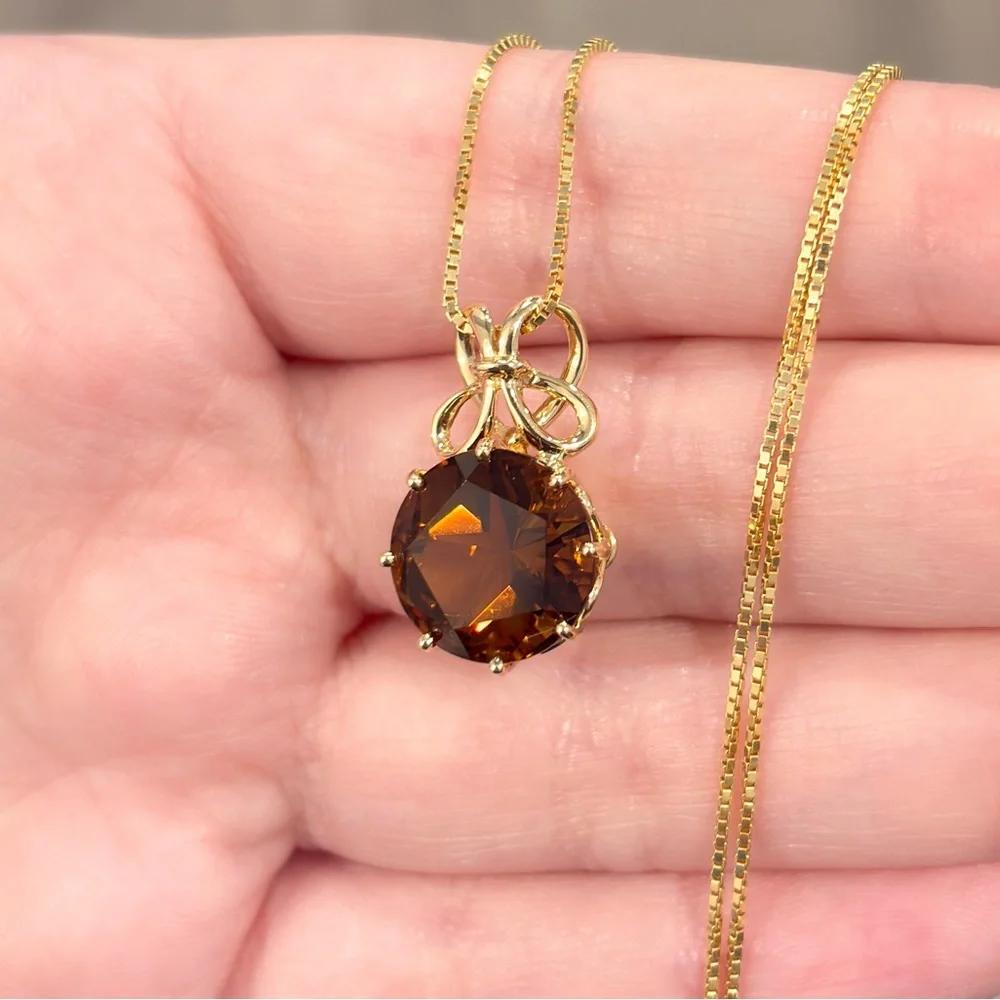 Vintage 14K Gold Smoky Quartz Pendant Necklace: Filigree Bow, Star Cut - Picture 6 of 10